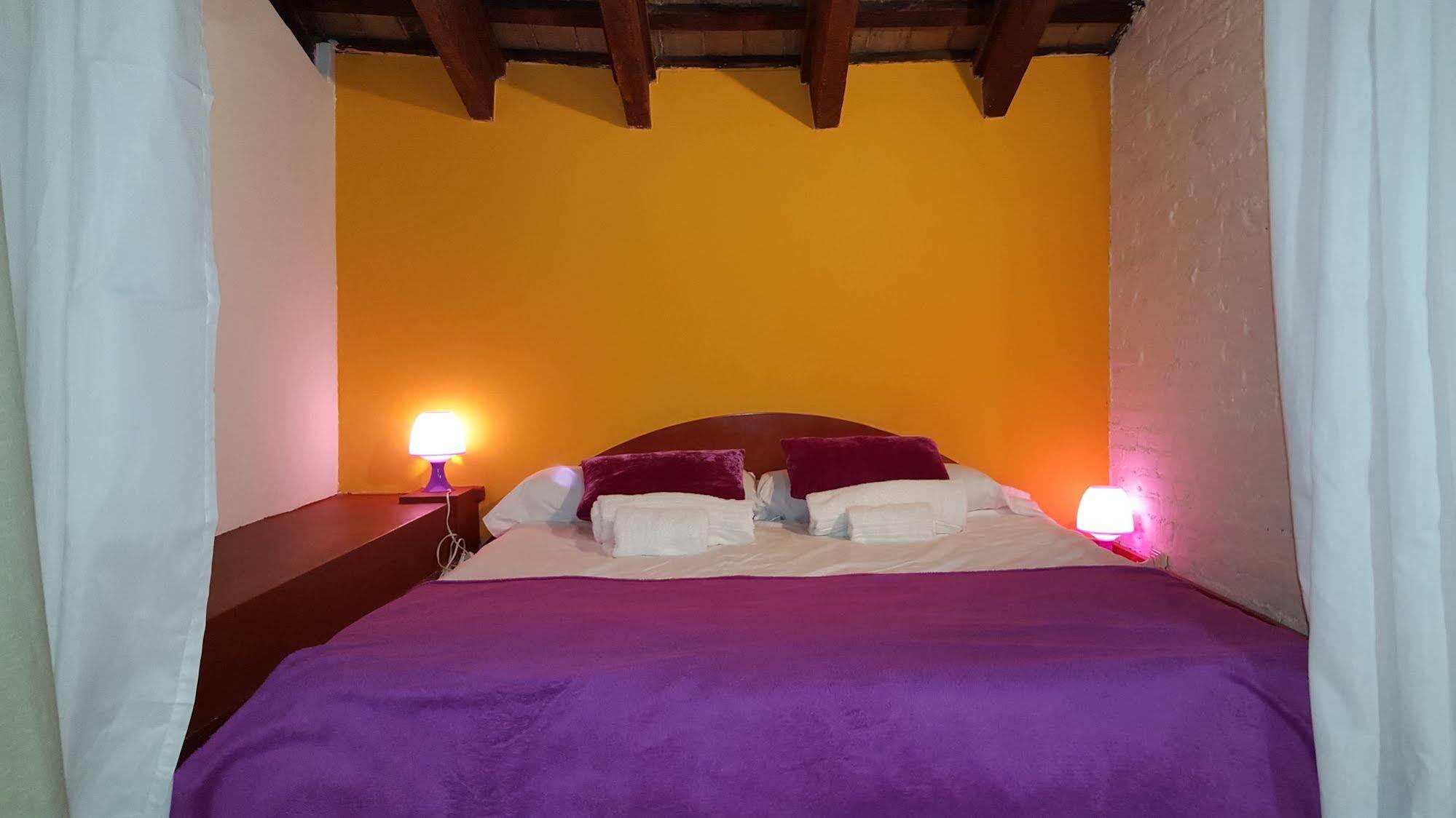 Baron Suites Ruzafa Valenza Esterno foto
